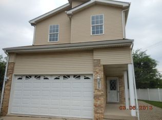 7825 Banks St, Justice, IL 60458