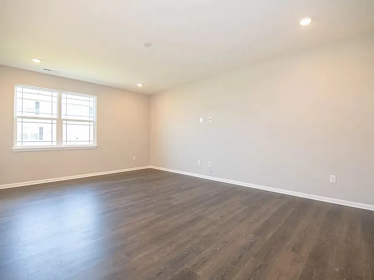 6436 Yuma Ct — Photo 10