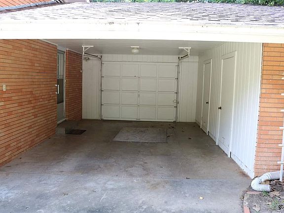 4th image of 813 Circle Dr