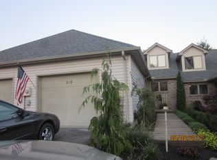 319 Ridgewood Dr, Beaver, WV 25813