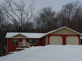 321 Center Ave, Mc Gregor, IA 52157