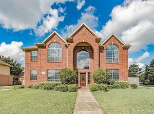 2102 Lofting Wedge Dr, Pearland, TX 77089