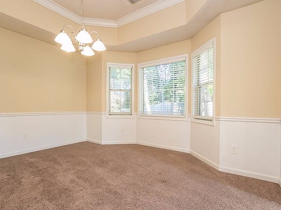 5th image of 2281 Bankston Cir