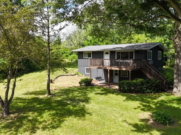 5704 162nd Ave, Milan, IL 61264