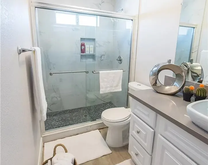 12426 S Vermont Ave #2 — Photo 3