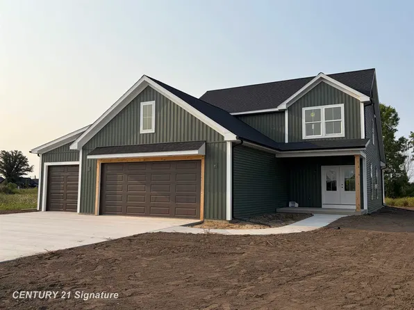 10589 Spring Meadow St, Freeland, MI 48623