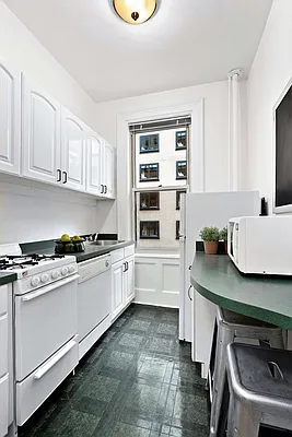 Sold by Compass | media 12