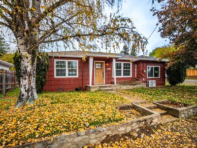 735 NE Madrona Dr, Myrtle Creek, OR, 97457