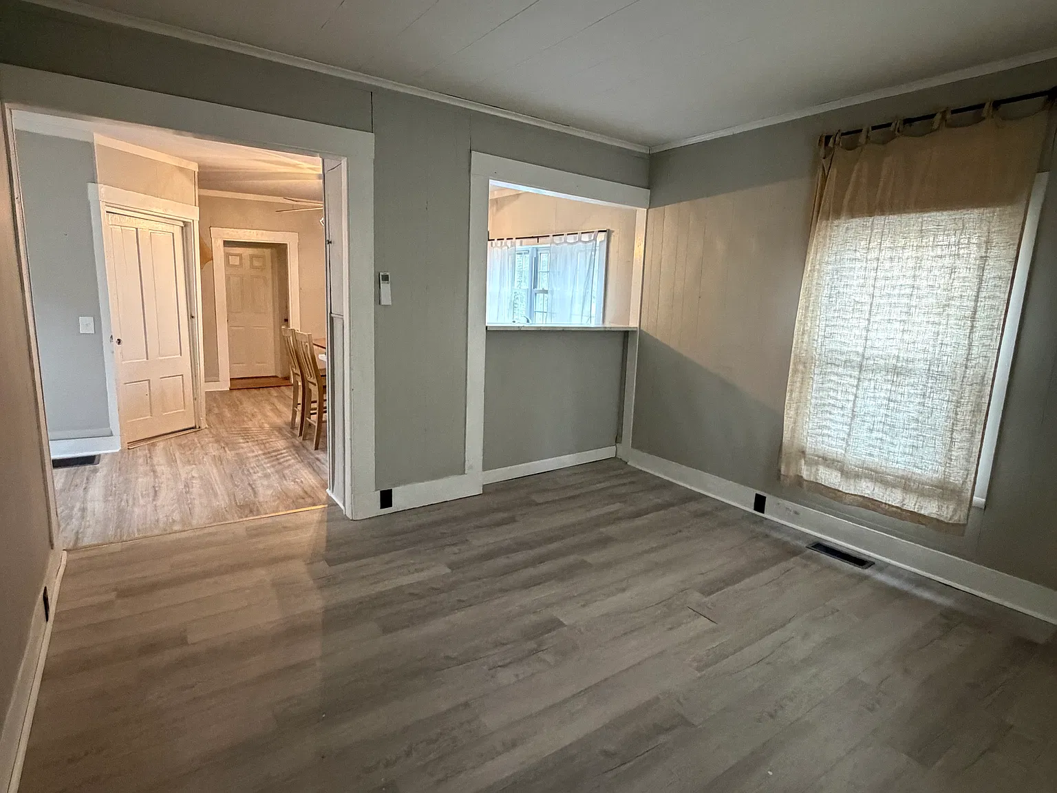 3 bed, $1,550 — Photo 3