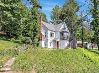 695 River Rd, Shelton, CT 06484