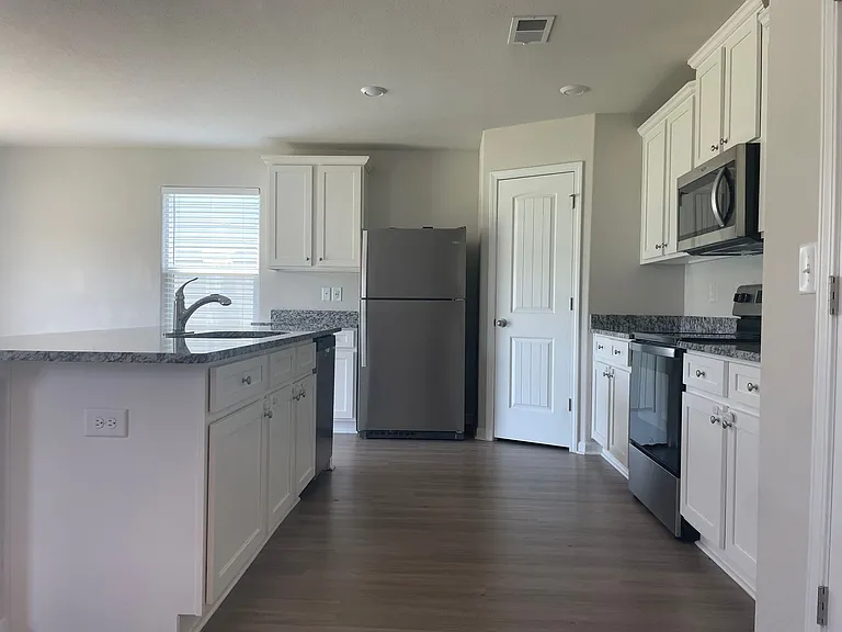 516 Morning Mist Rd — Photo 4