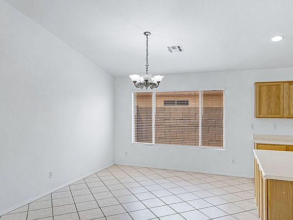 4th image of 10841 E Wier Ave