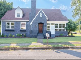 1211 N Nashville Ave, Sheffield, AL 35660