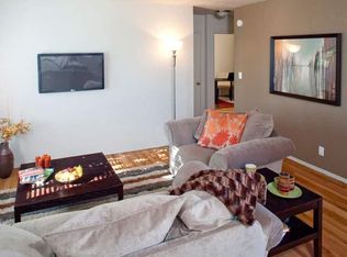 6528 NE Tillamook St APT 180, Portland, OR 97213