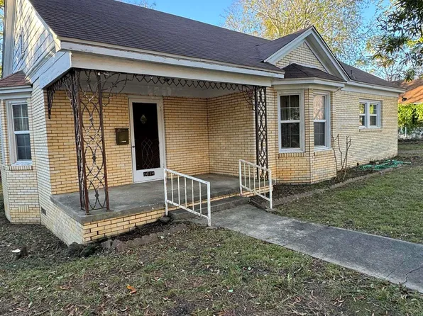 1014 Mockingbird Ln, Tyler, TX 75701