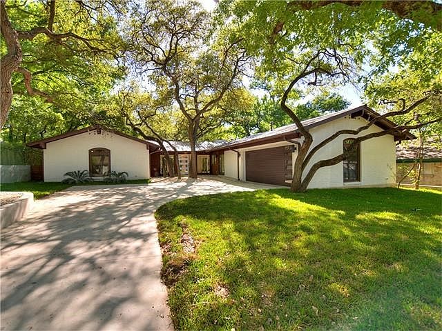 1st image of 2405 Wildgrove Dr