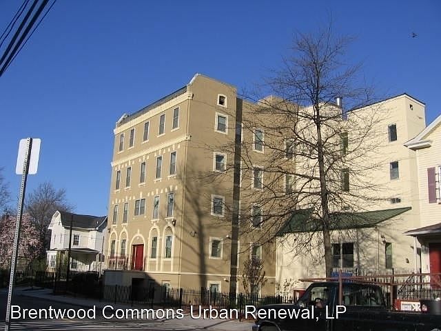 1st image of 9-19 Roseville Ave #104