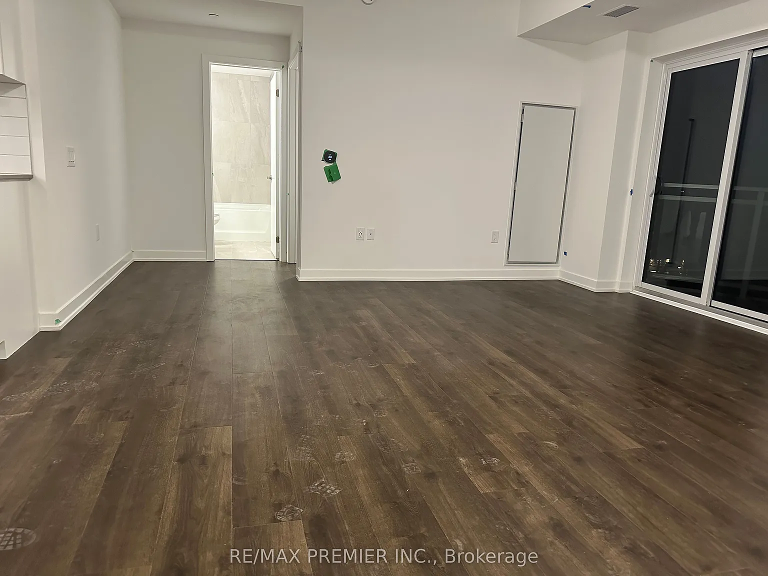 2 bed, $2,350 — Photo 4