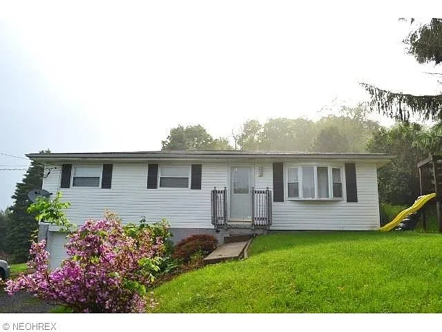 1161 Halls Rd photo 1