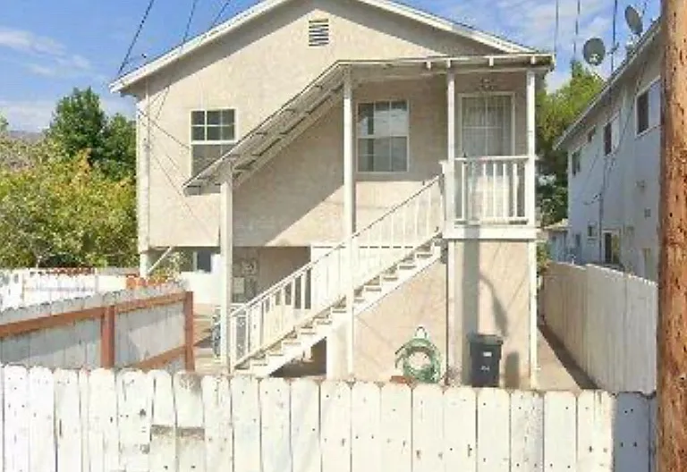 1807 Keeler St #1/2 — Photo 13