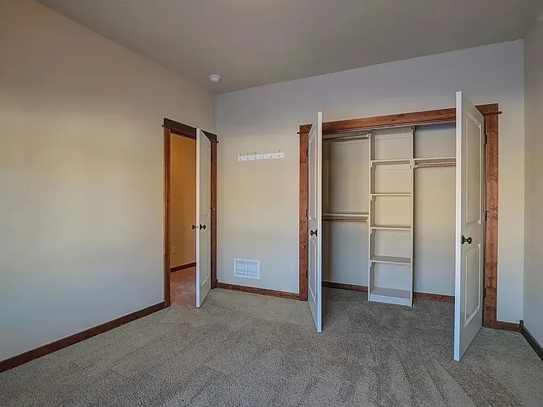 46 Tree Line Ln — Photo 13