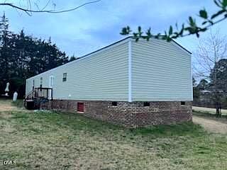 3rd image of 52 Go Cart Rd