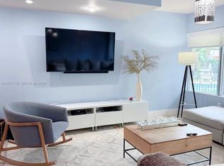 2135 Washington Ct #7, Miami Beach, FL 33139