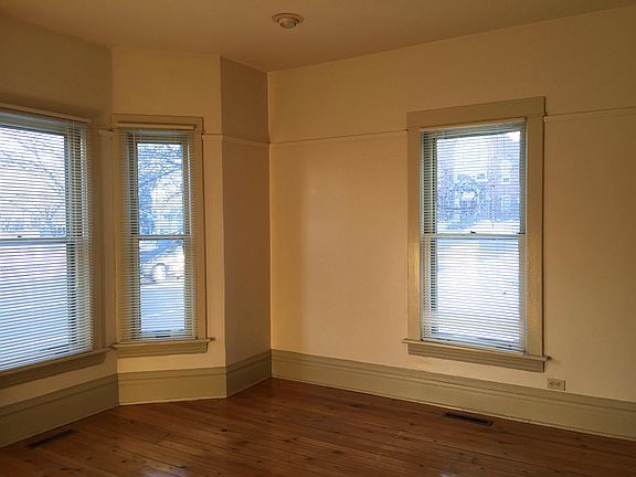 3rd image of 216 S Throop St