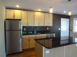 20 Melbourne St APT 11, Portland, ME 04101
