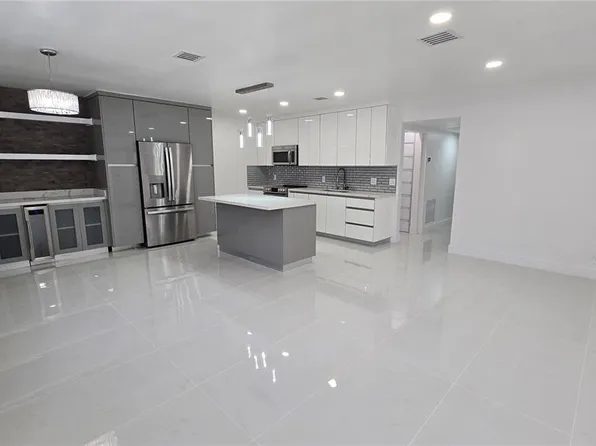 1300 N 64th Ave, Hollywood, FL 33024