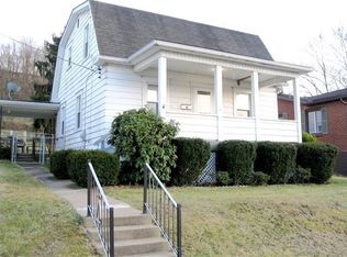422 Sloan Ave, Jeannette, PA 15644