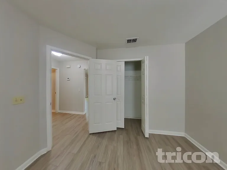 1313 Independence Dr — Photo 9