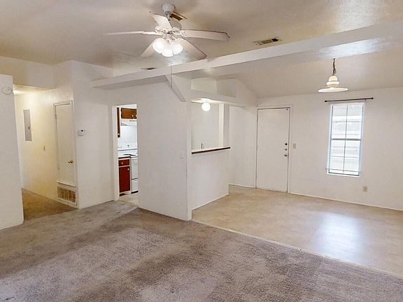 5th image of 3076 Carroll Dr