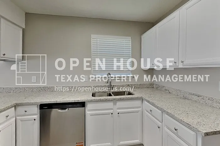 649 Blueberry Hill Ln — Photo 7