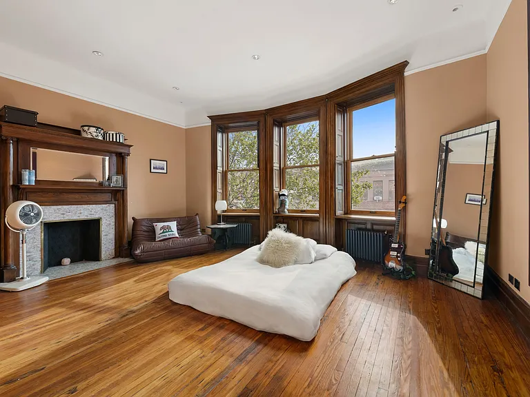 215 W 137th St #THS — Photo 15