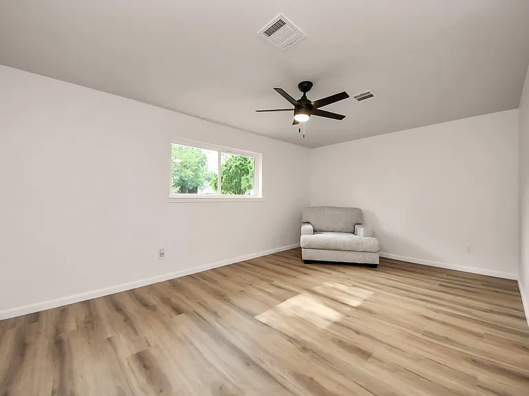 2407 Crestdale Dr — Photo 29