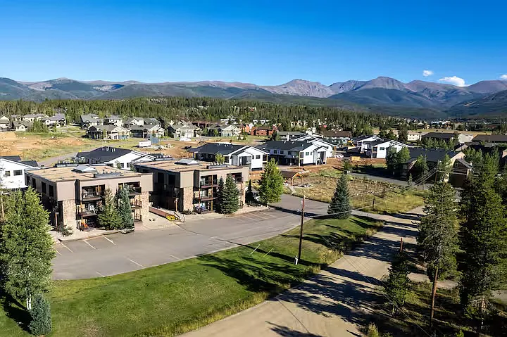 SilverCrest Condominiums-Building A is on the right