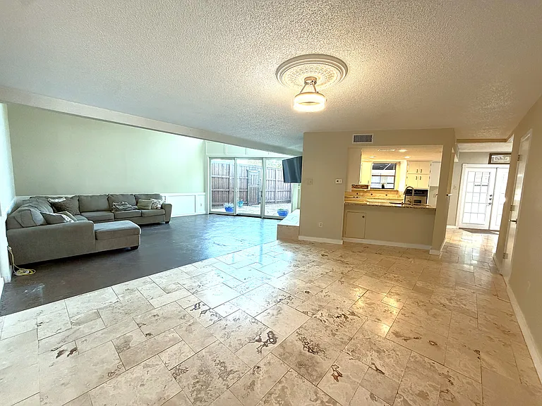 1725 Ashland Ave — Photo 7