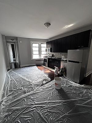 2nd image of 31 E 21st St APT 6H
