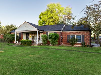 405 School Pass, Madison, TN, 37115