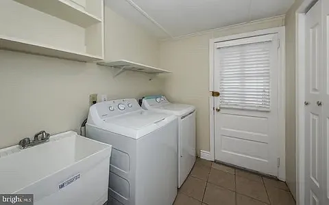 3 bed, 1.5 bath, 1120 sqft, $2,700 — Photo 4