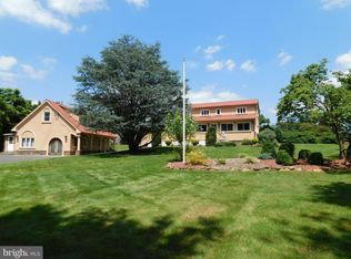 341 Gordon Rd, Robbinsville, NJ 08691