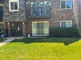 9388 Bay Colony Dr APT 1S, Des Plaines, IL