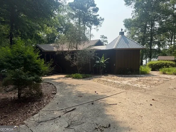 77 Dobbins Ln, Fort Gaines, GA 39851
