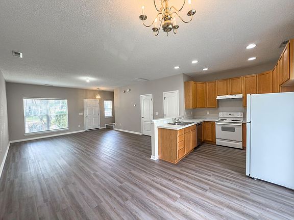 4th image of 131 Lake Jogassee Dr
