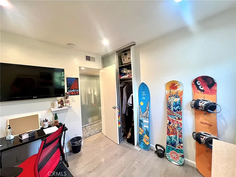 622 Westmount Dr #C — Photo 20