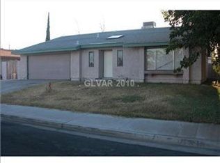 328 Greenfield Ln, Las Vegas, NV 89107
