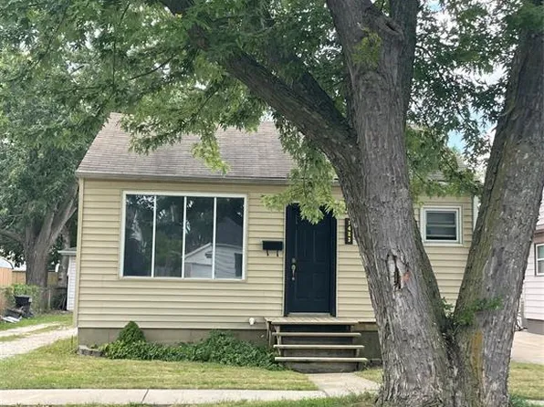 1423 Aubin Rd, Windsor, ON N8Y 4E8