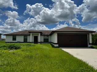 216 Pennfield St, Lehigh Acres, FL 33974