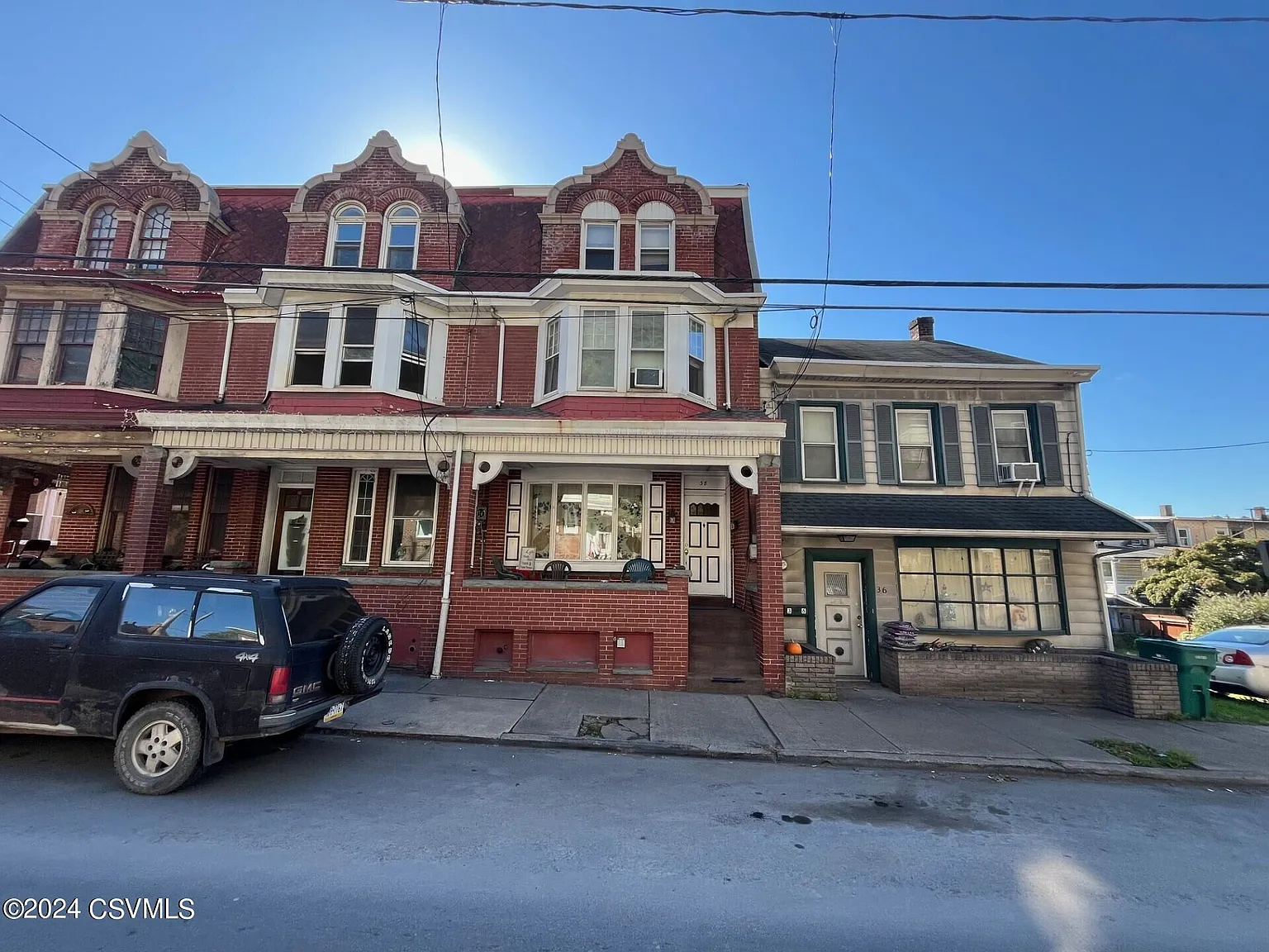 38 E Sunbury St photo 1